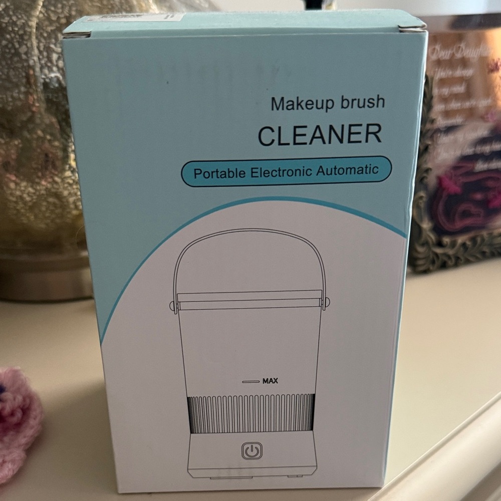 Portable Electronic Makeup Brush Cleaner